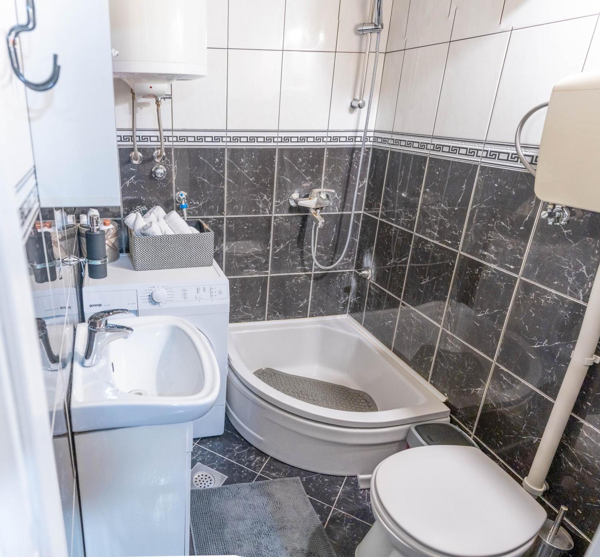 Apartman Lili Knin Zewnętrze zdjęcie